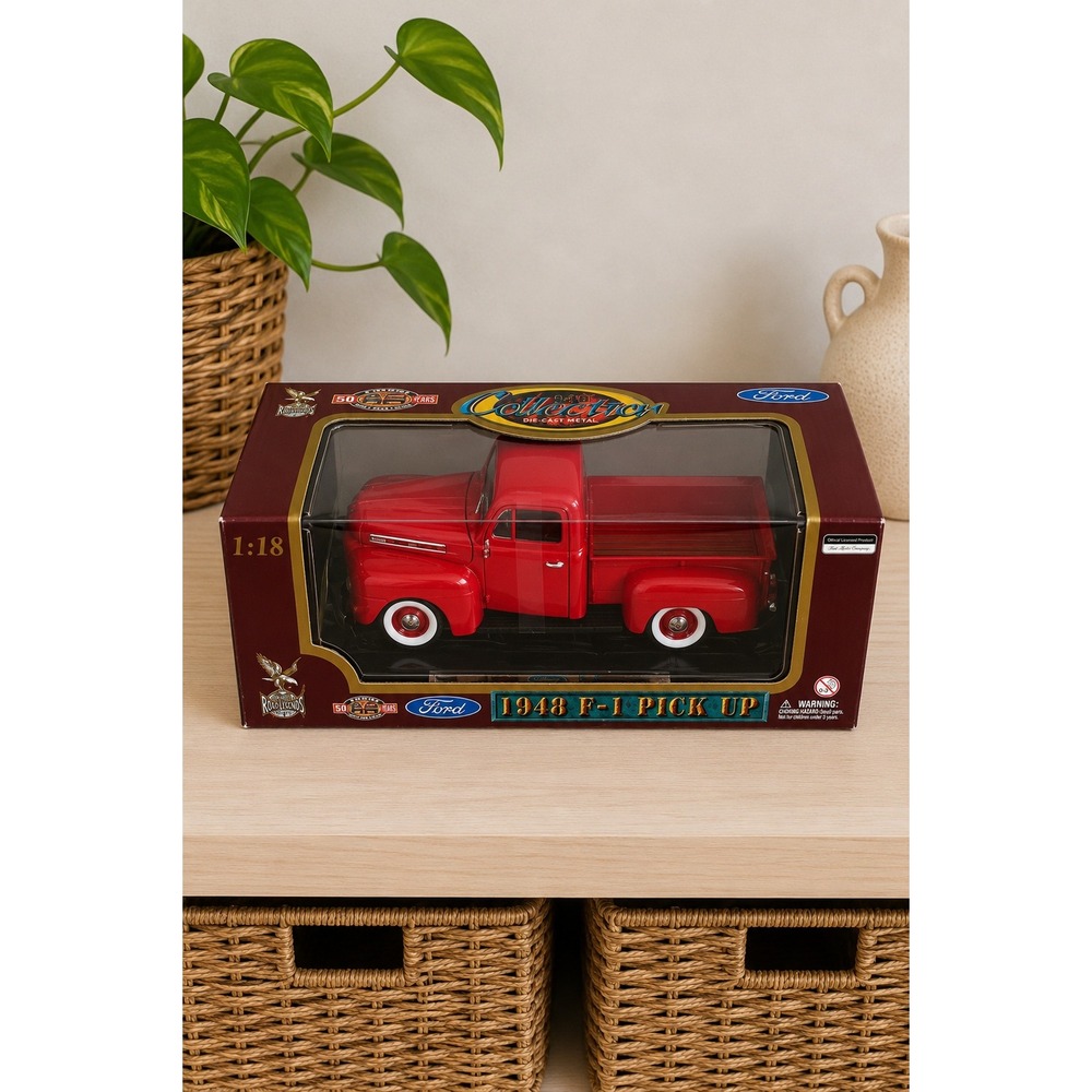 Yat Ming Road Signature 1948 Ford F-1 Pickup 1:18 Diecast 50th Anniversary NIB